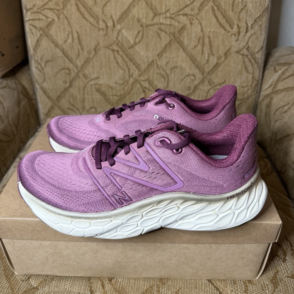New Balance Fresh Foam X More v4 WMORRD4 Athletic Sneaker Women 10.5 Purple Mesh